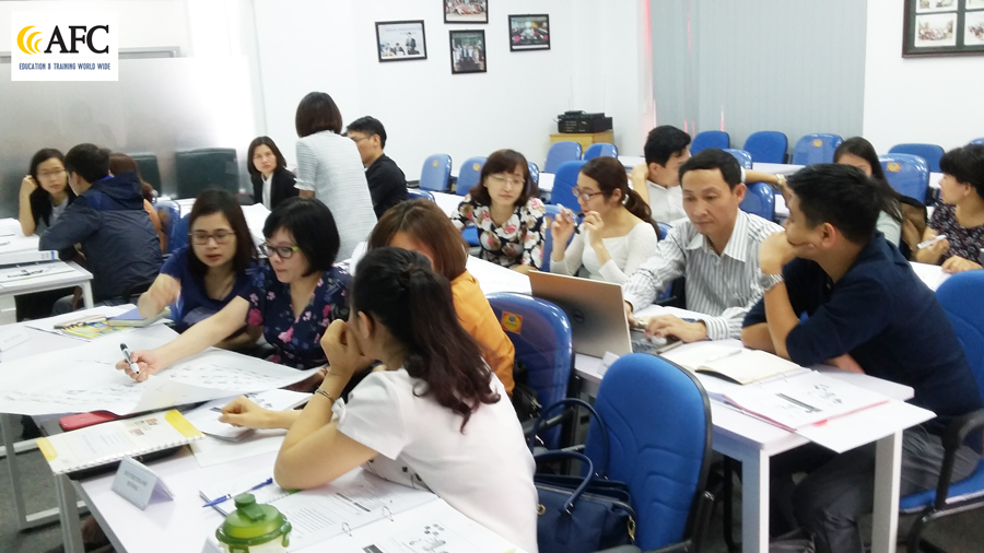 Học viên CFO K26 thực hành quản trị các dòng tiền
