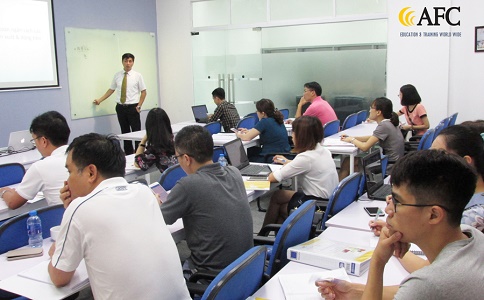 Buổi học thực hành dự toán tiền trong lập kế hoạch tài chính