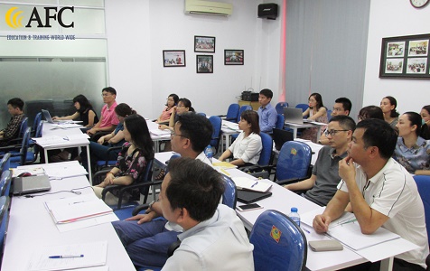 Học viên CFO thực hành dự toán tiền